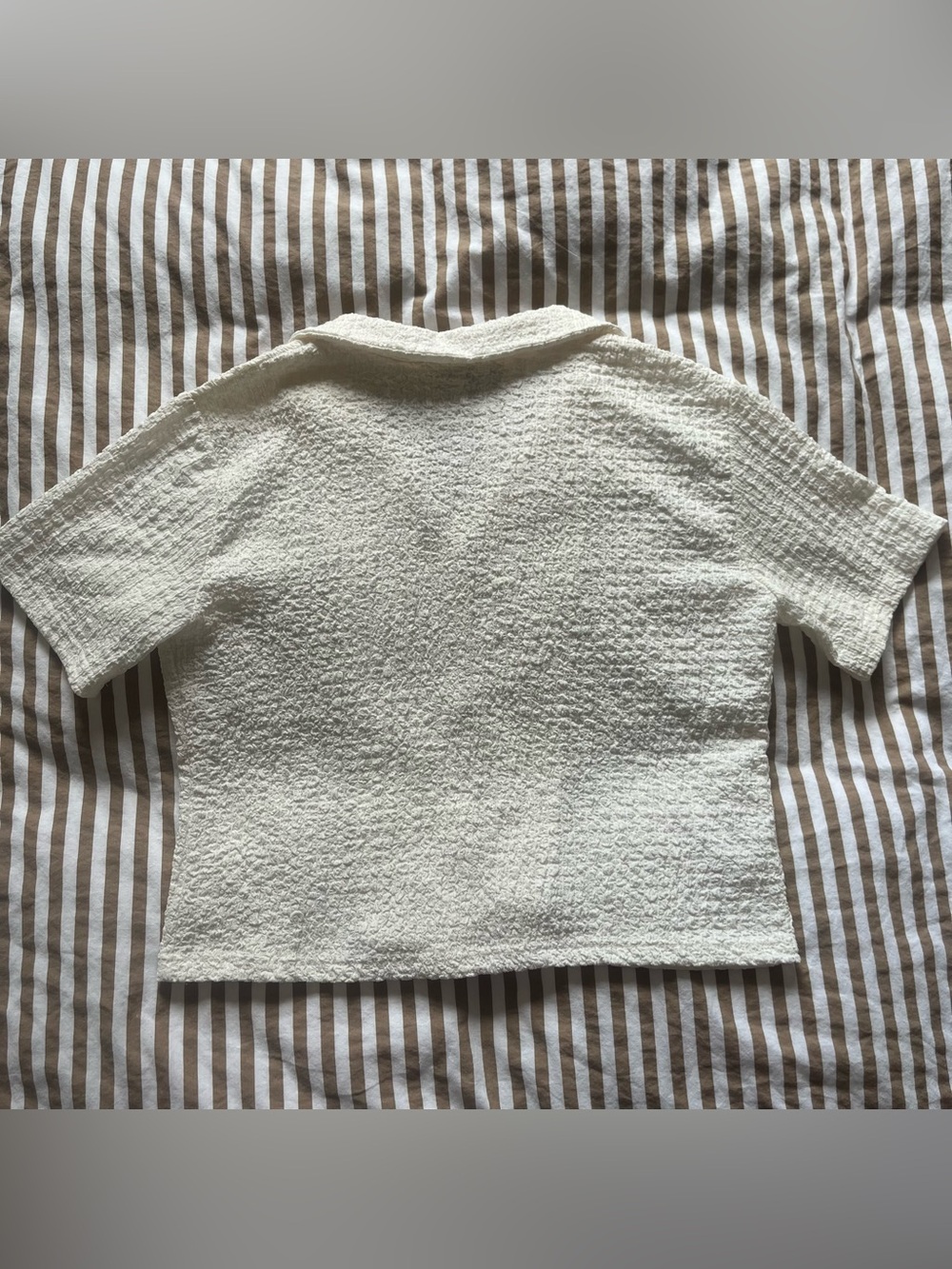 Short Sleeve Crinkle Button-up - Picture 8 of 8